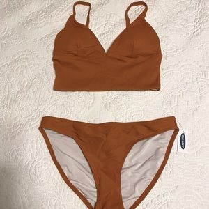 New w/ tags, Old Navy tanking, size medium, burnt orange